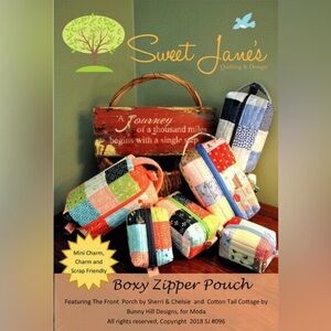 Boxy Zipper pouch sewing pattern from Sweet Jane. Makeup bag tutorial